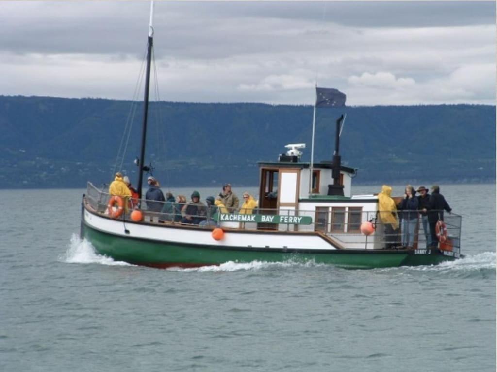Oyster Lady Homer, Ak 外观 照片